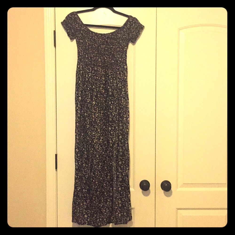 👗NWOT Boho Dress👗 With 2 denim mystery trends!